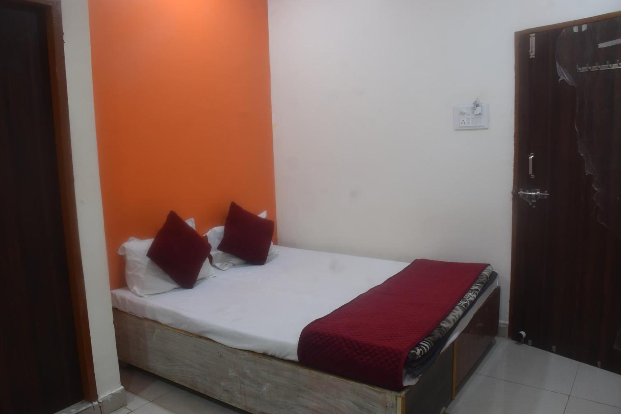 Hotel Thakur Ji Bhopal Ngoại thất bức ảnh