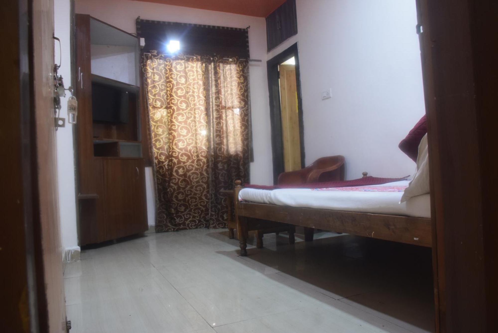 Hotel Thakur Ji Bhopal Ngoại thất bức ảnh