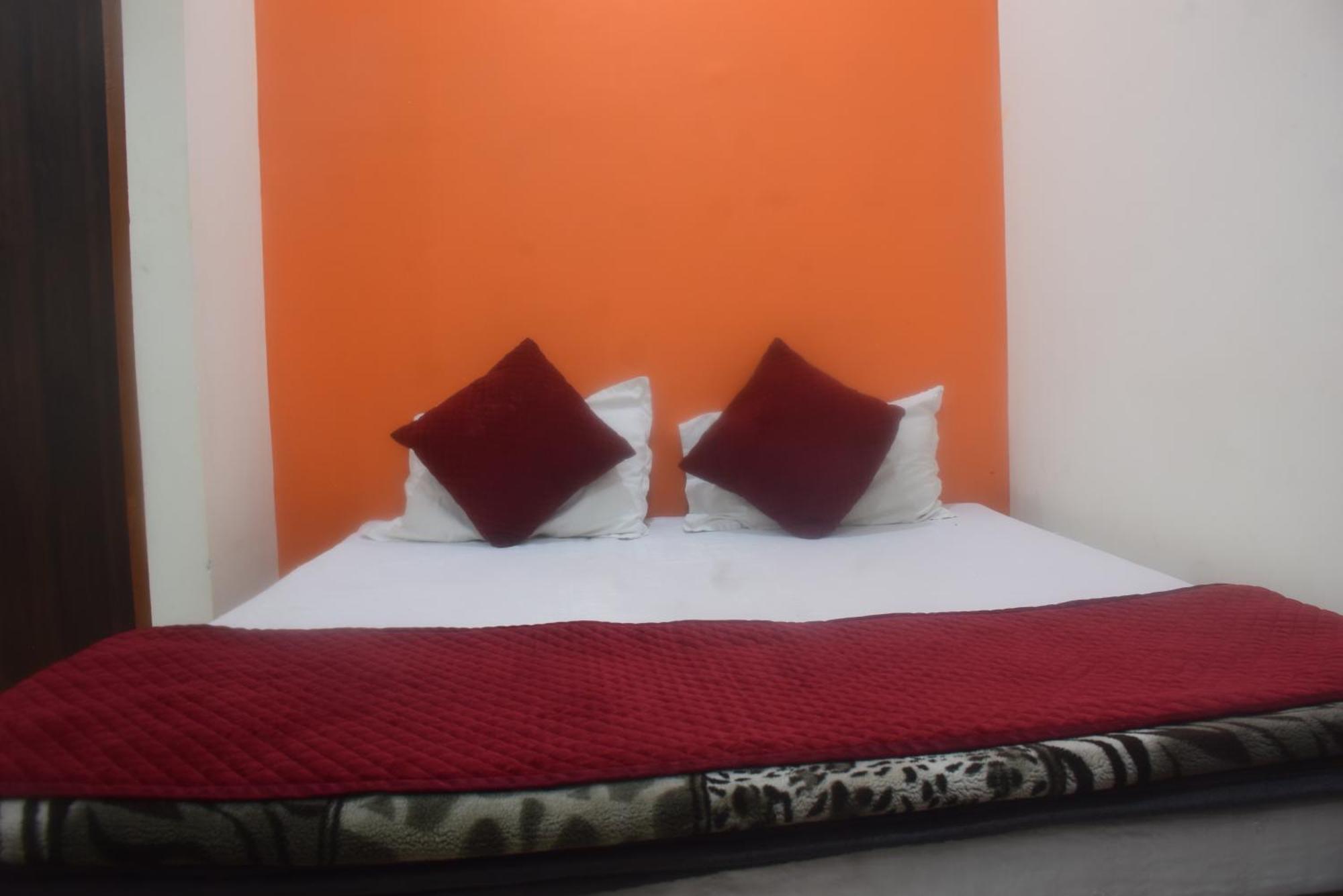 Hotel Thakur Ji Bhopal Ngoại thất bức ảnh