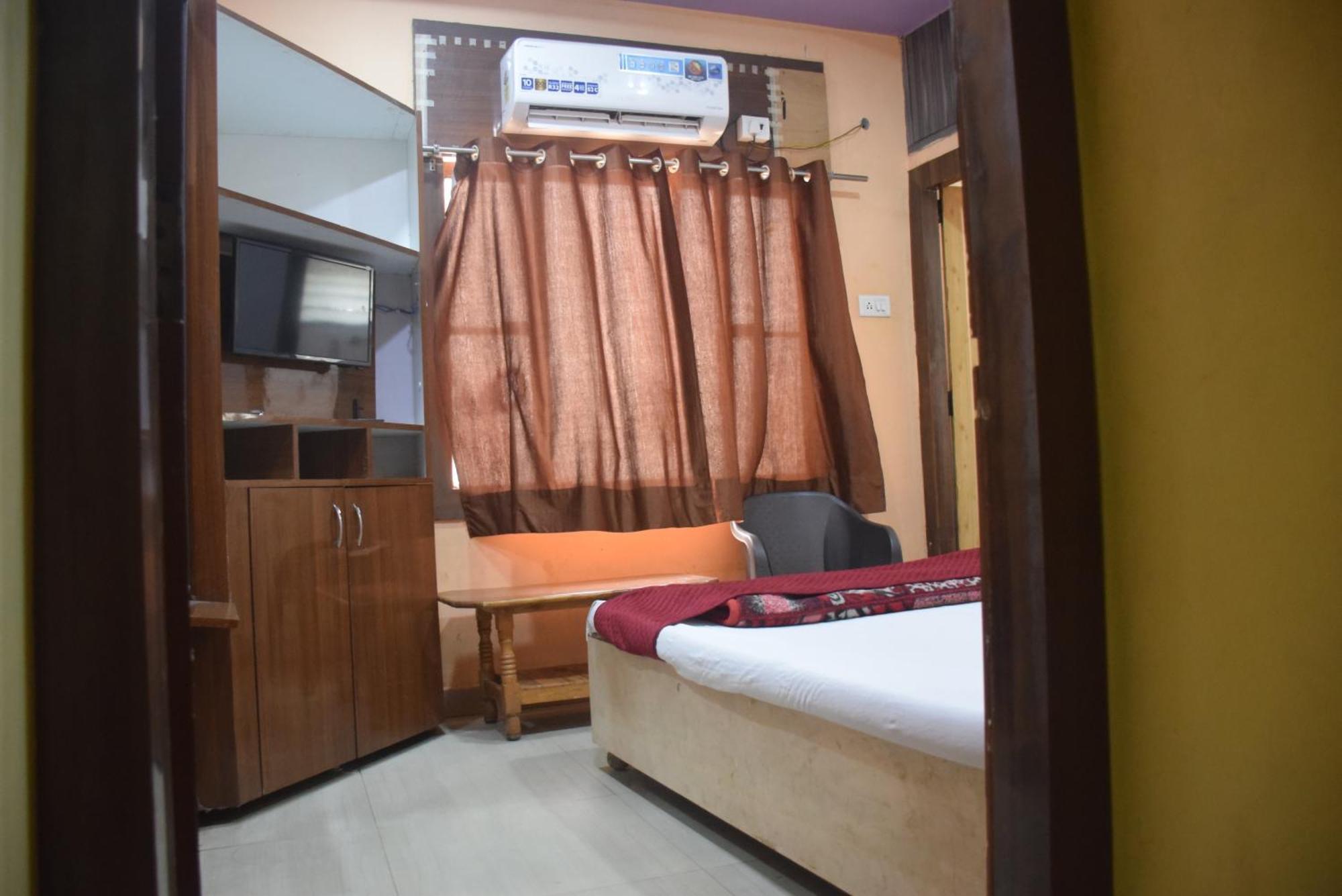 Hotel Thakur Ji Bhopal Ngoại thất bức ảnh