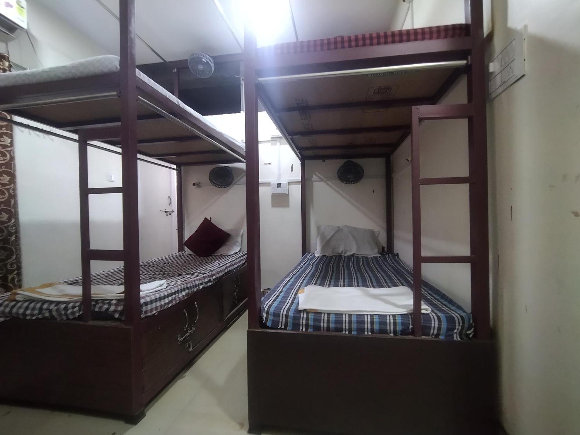 Hotel Thakur Ji Bhopal Ngoại thất bức ảnh