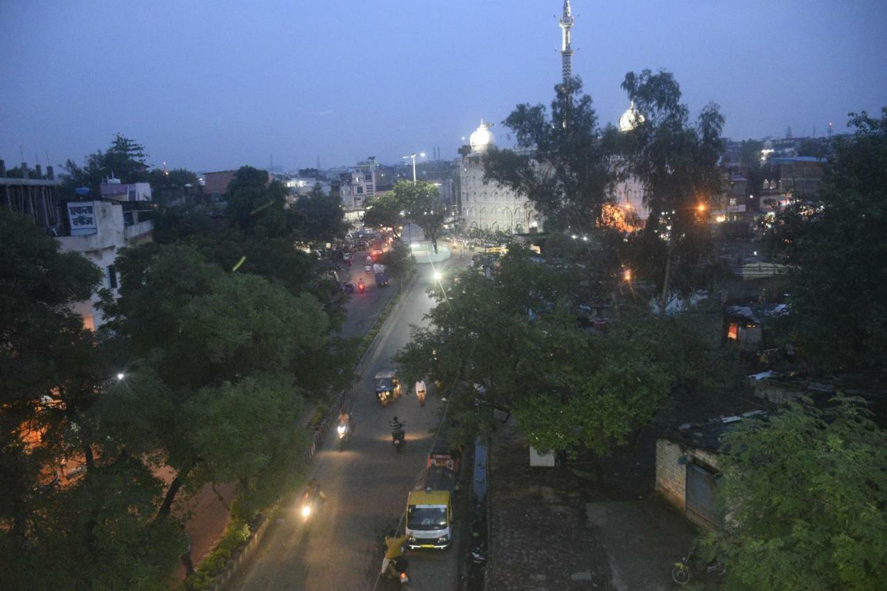 Hotel Thakur Ji Bhopal Ngoại thất bức ảnh