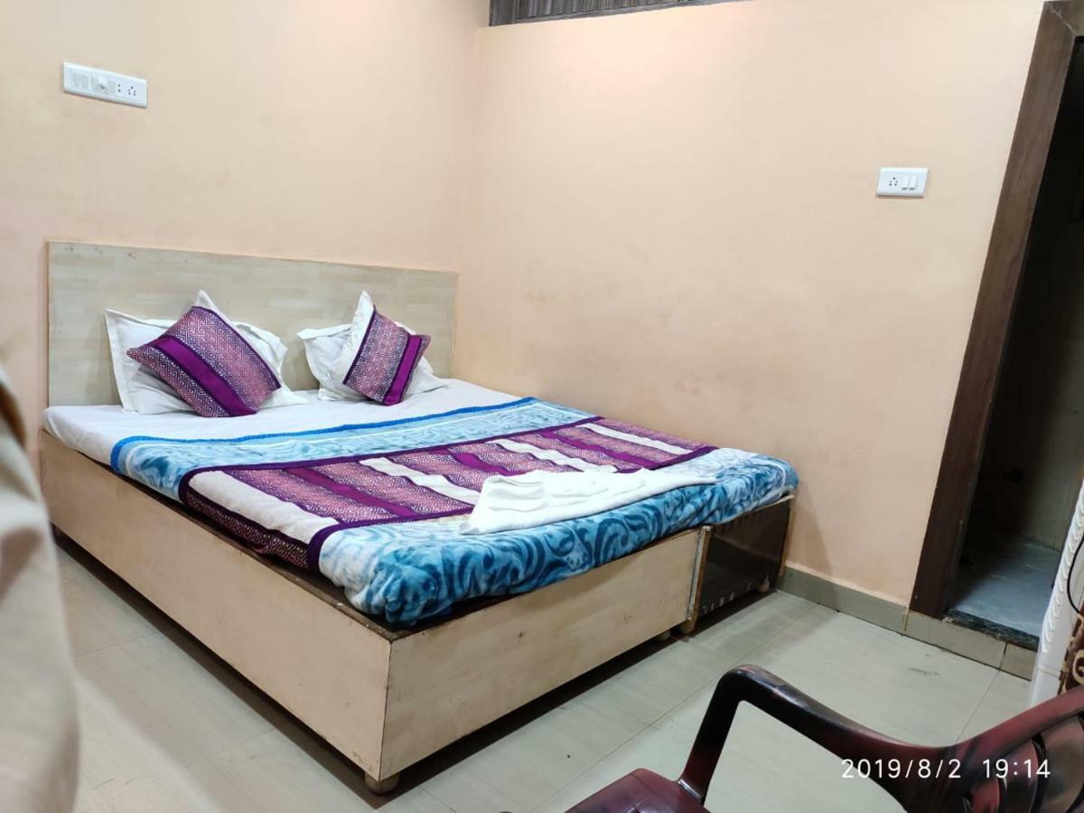 Hotel Thakur Ji Bhopal Ngoại thất bức ảnh