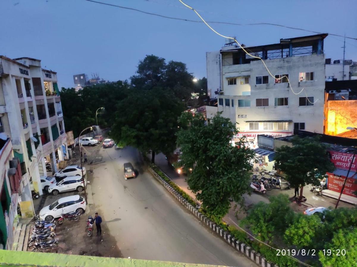 Hotel Thakur Ji Bhopal Ngoại thất bức ảnh